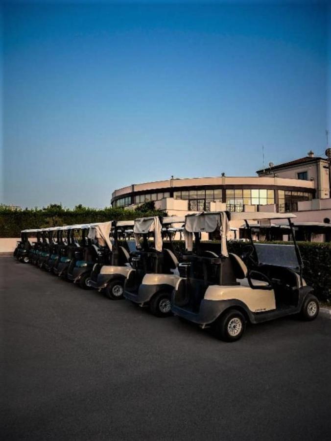 Marco Simone Golf Club Apartment Esterno foto